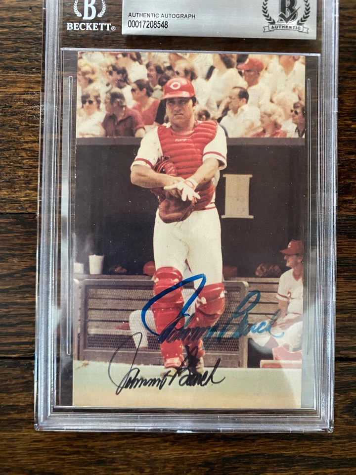 Rare Encased BAS Johnny Bench Signed / Autograph Cinci Reds Team Issued Postcard - Image 3 of 4