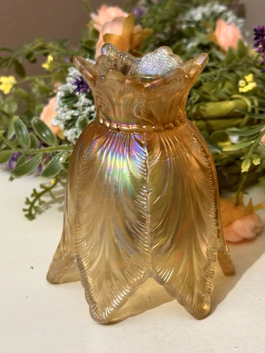 Fenton Tulip Opalescent Iridescent HoneyReversible Taper/Votive Candle Holder