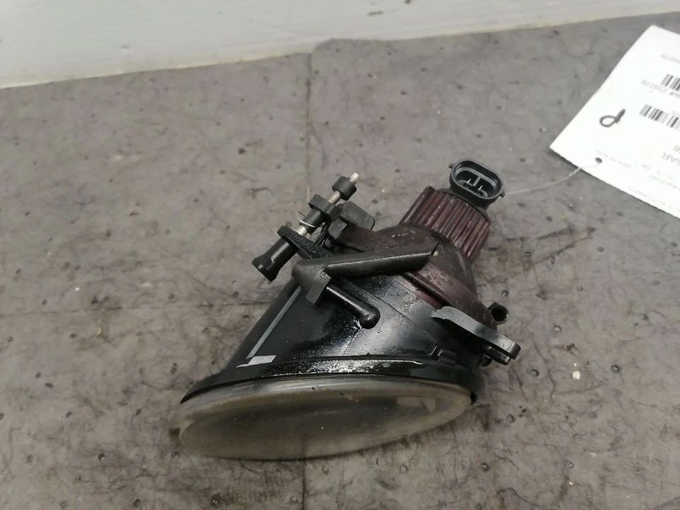 Parachoques antiniebla con luz de estacionamiento/esquina de pasajero para AUDI S8 1548078 07-09 Foto 2 de 4