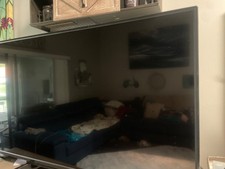 55 inch  Flatscreen Westinghouse Tv with remo...