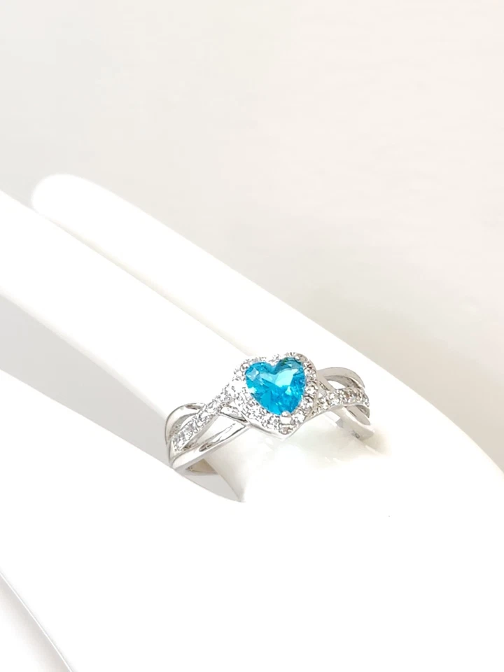 ANILLO SOLITARIO TOPACIO CORAZÓN AZUL HGE ORO BLANCO 14K Y CIRCONITA CÚCTEL AMOR TALLA 8,75 Foto 4 de 4