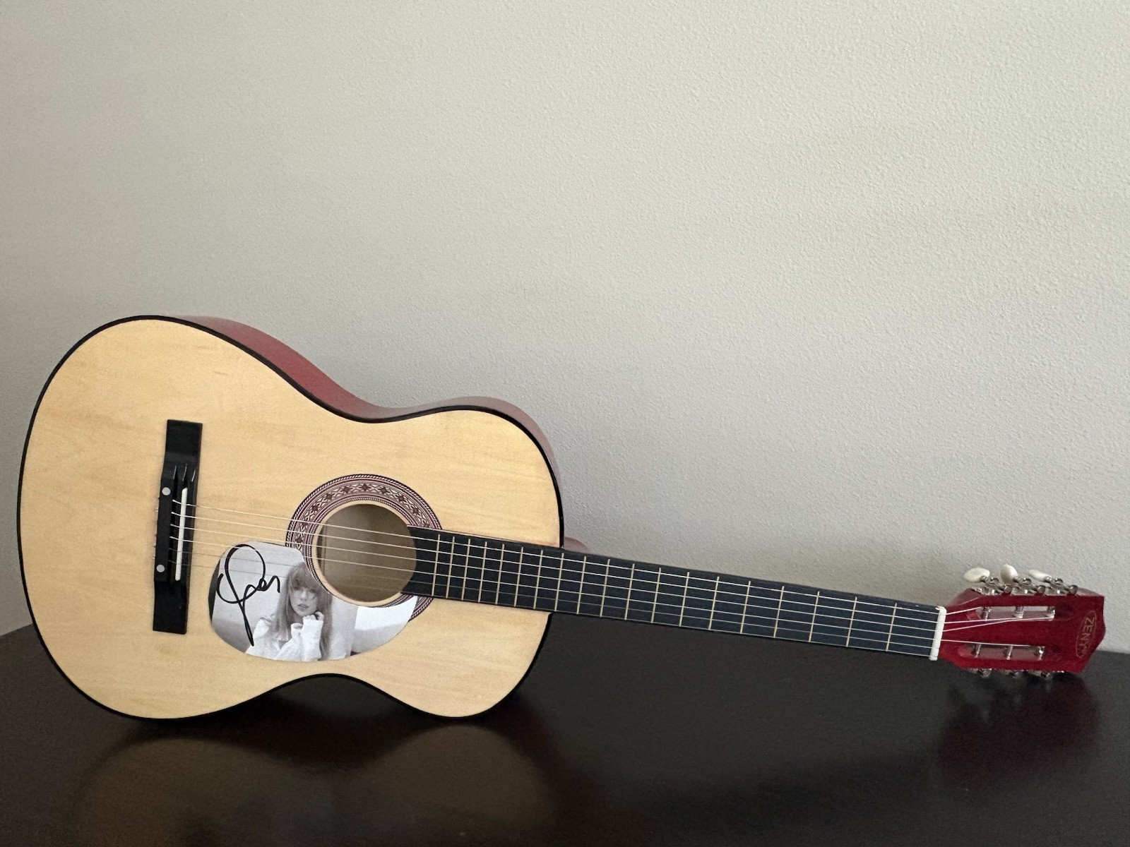 Taylor Swift Signed Hand Signed Acoustic Guitar COA