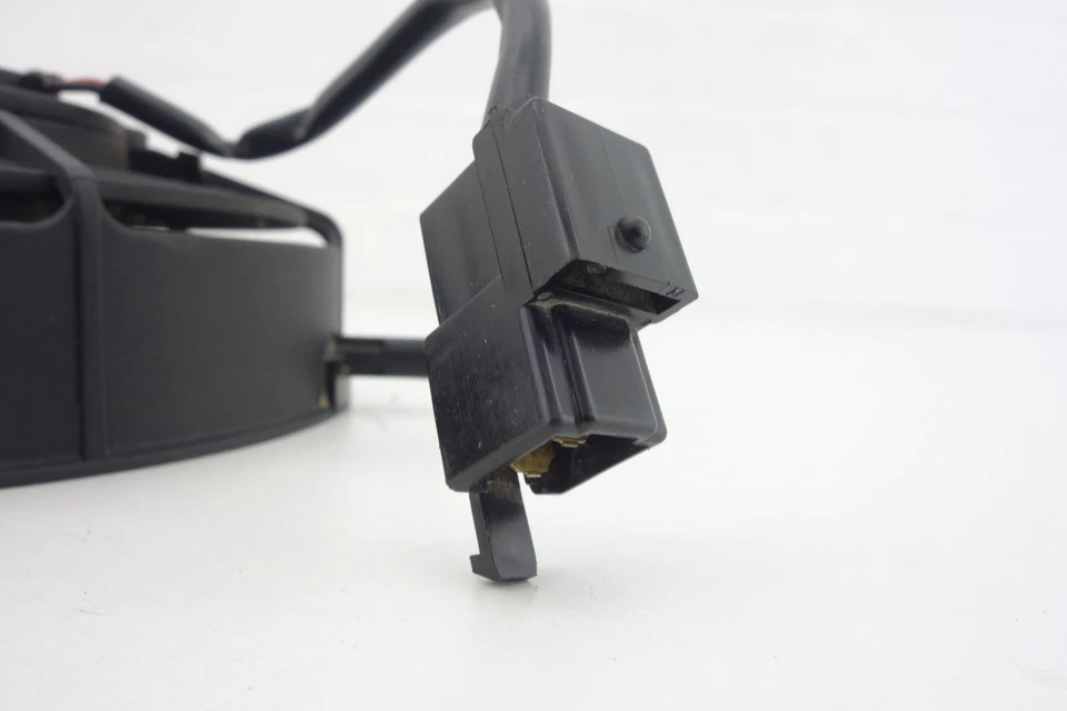 Aprilia 04-08 RSV1000R 06-09 Tuono OEM conjunto de ventilador de radiador esquerda direita Ap8124855 - Imagem 3 de 4