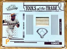 ROBERTO CLEMENTE 2005 Playoff Absolute Memorabilia TOTT GU Bat SSP 01/21 #TT-172