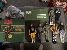 GI Joe Action Soldier Masterpiece Edition, Footlocker, Figures, Weapons, Clothes