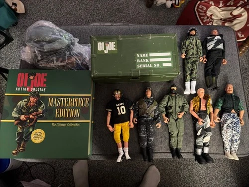 GI Joe Action Soldier Masterpiece Edition, Footlocker, Figures, Weapons, Clothes