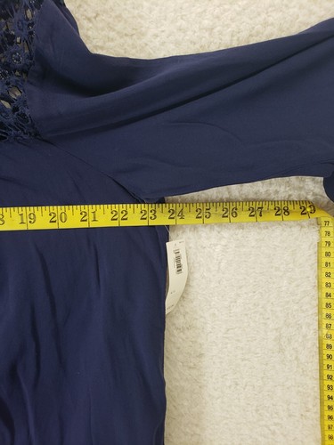 Old Navy Women Top Large Navy Viscose Blend 3/4 Sleeve Embroidered Casual Blouse - Picture 9 of 18