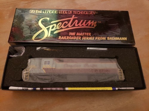 Bachmann Spectrum 81233 HO FM H16-44 Baby Trainmaster Diesel CP NEU in OVP | Zustand: New