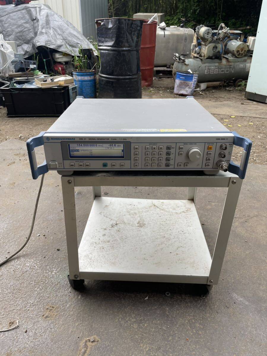 Rohde & Schwarz Signal Generator SML01 AS IS | eBay
