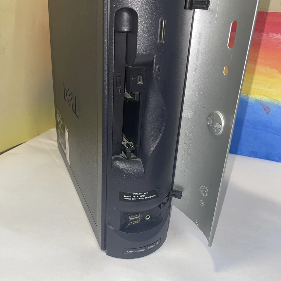 Dell Dimension 4600c - Intel Pentium 4 @ 2.8Ghz 2GB RAM 40GB HDD winxp SP3 - Image 2 of 4