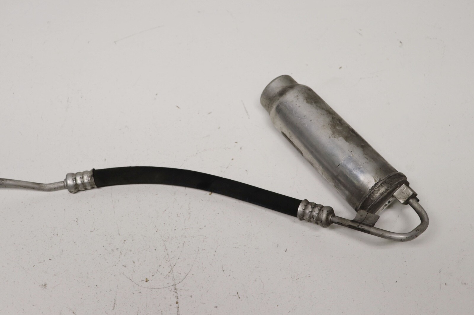 P200572 2003-2008 Maserati Quattroporte M139 AC Hose Line w Drier Filter 00AL961