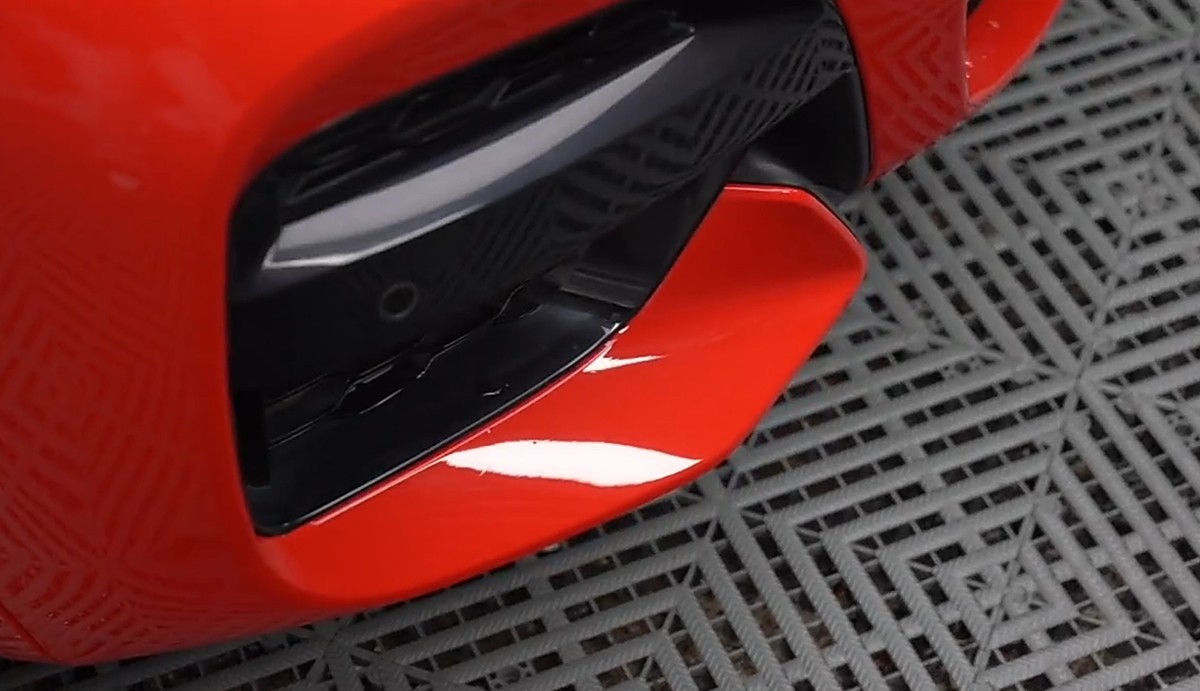Ultra Gloss PET Liner Ferrari Red Car Vinyl Wrap Adhesive Film Air Release DIY