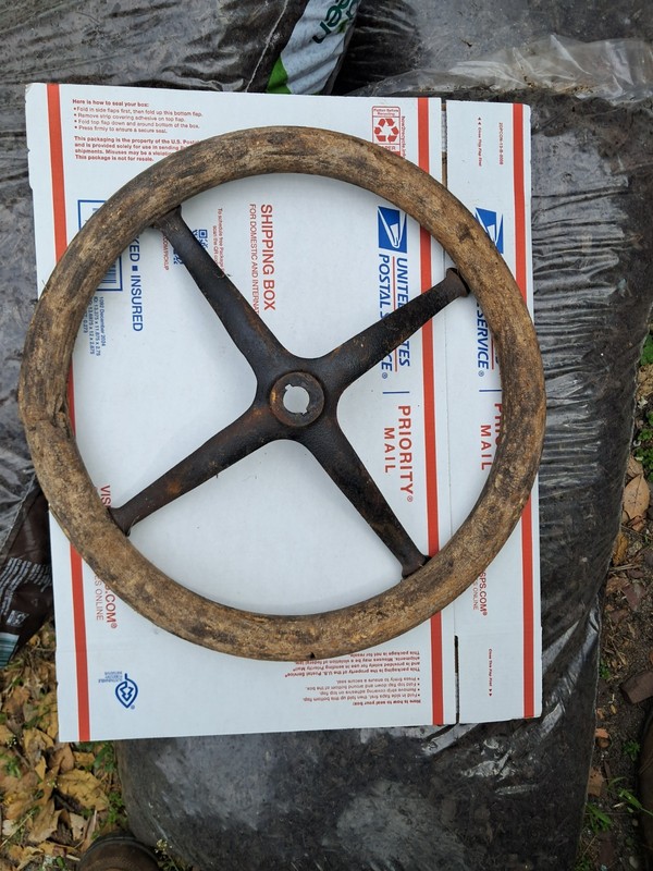 Vintage Model T Wooden Steering Wheel with Steel Spider For Parts.