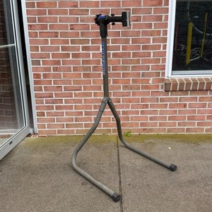 Park Tool Home Mechanic Cycle Stand PCS-1 Light Use Collapsible repair vintage