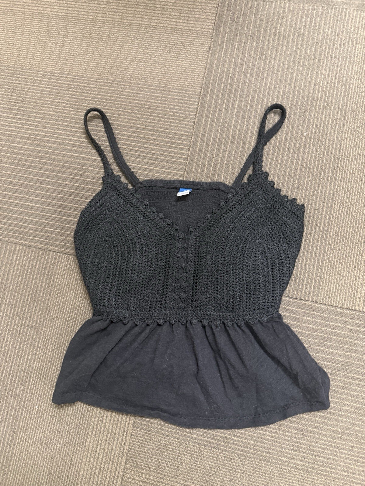 Old Navy Women’s Black Tank Top Size Medium Boho Knit Top Flattering Fit EUC M