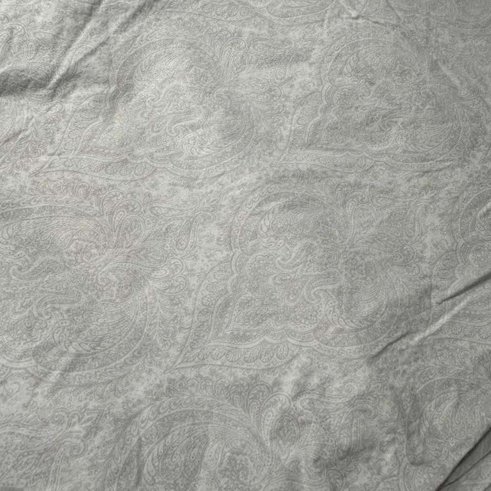 Ralph Lauren Gray Paisley Embossed Queen Flat Sheet 100% Cotton Bedding - Image 2 of 4