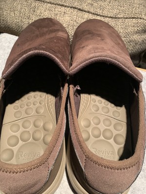 crocs reviva suede