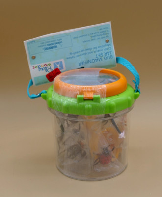 Bug Magnifier Jar Set by Play Wonder - Children's Brand New