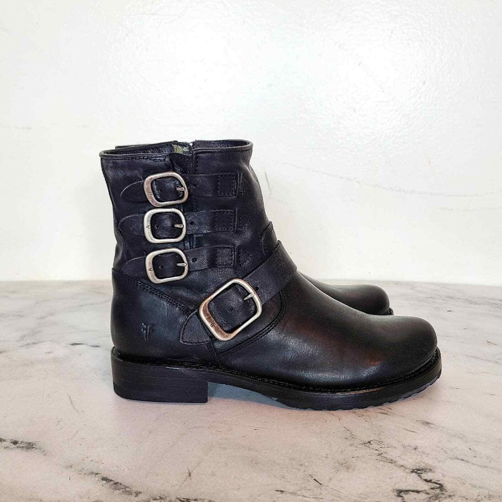 Frye Veronica Belted Short Leather 