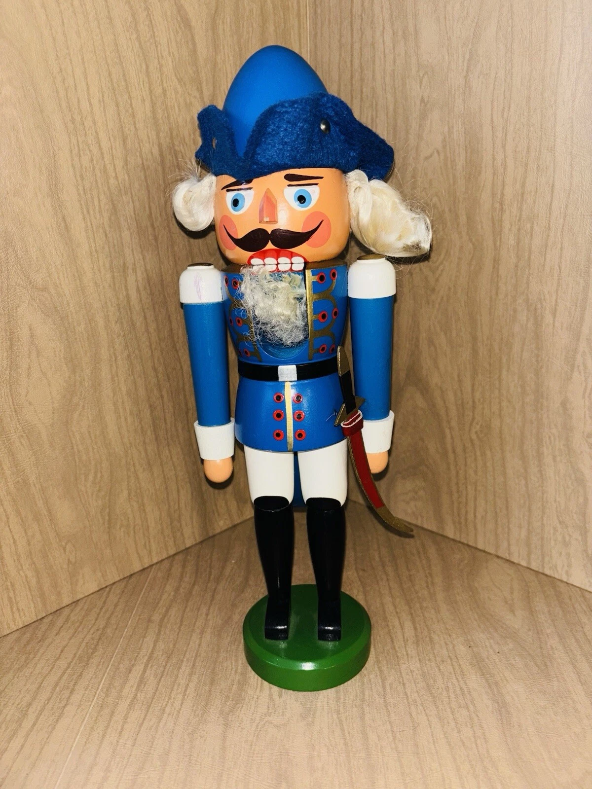 Vint handcraft ERZGEBIRGE WOODEN NUTCRACKER GERMAN DEMOCRATIC REPUBLIC
Opens in a new window or tab