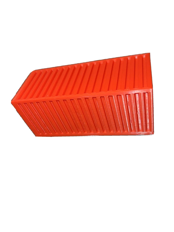 O 1:48 Scale 20 Foot Model Shipping Container Red - Image 3 of 4