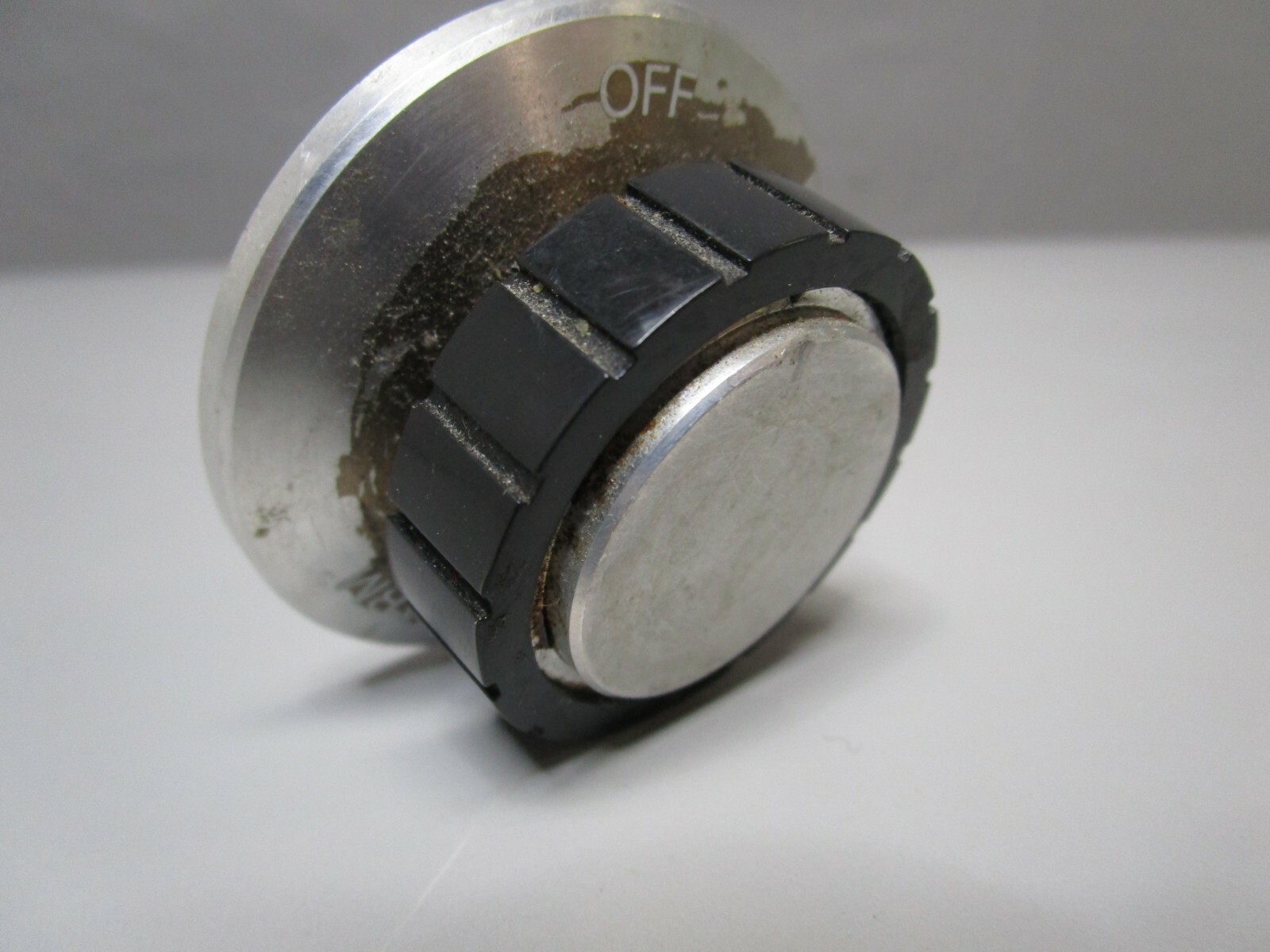 Tappan Gas Range Oven Burner Knob (Black, Silver & Bronze) 358T142P102