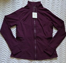 NWT Fabletics Women s Sz L Trinity Performance Jacket Burgundy Full Zip Active