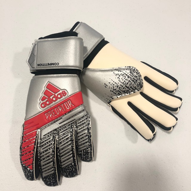 adidas predator competition goalkeeper gloves