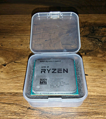 AMD Ryzen 5 5600X 6-Core Prozessor CPU Sockel AM4 (100-000000065)