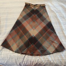 Vintage Wool Plaid Skirt with Belt - 60's or 70's - Size 6 but fits like S/XS