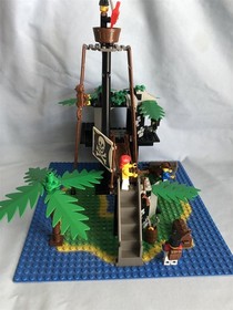 LEGO set 6270 Forbidden Island VINTAGE PIRATE 100% complete w/ instructions
