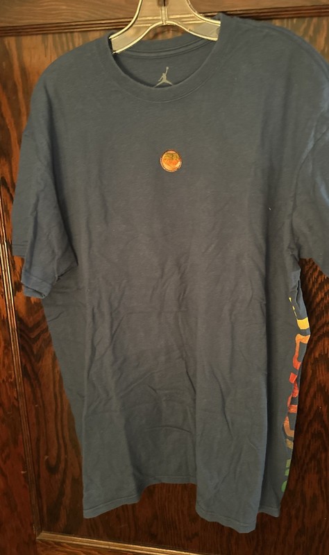 Vintage Men’s Jordan T-Shirt Sz XL Good Condition 0071 .