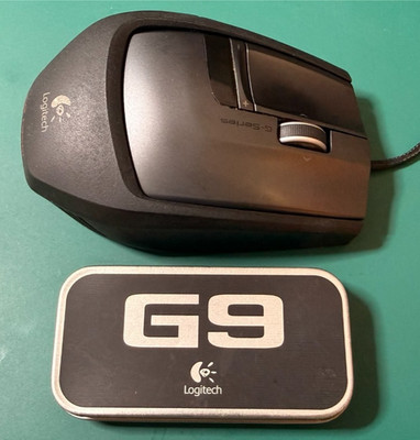 Logitech G9 Laser Gaming USB Maus Kabelgebunden schwarz inkl. Gewichten