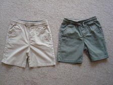 Chłopięce 2X Pullon Denim & Co Shorts - 1X Kremowe i 1X Zielone - Wiek 4-5 lat (110cm)