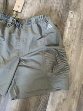 Nike Men  s Sz L ACG Snow Grass Cargo Shorts Dark Stucco White DV9405-053