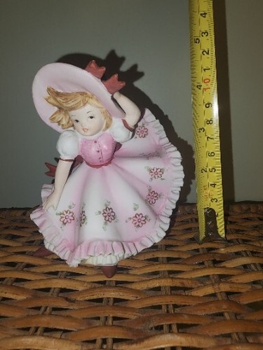 Lefton Kelvin Figurine girl ruffled dress up pink vtg sculpture Japan windy day - Picture 9 of 9