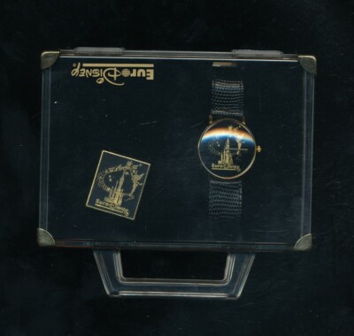 DISNEYANA-Euro Disney-Opening day Watch-w pin and case 4/12/92