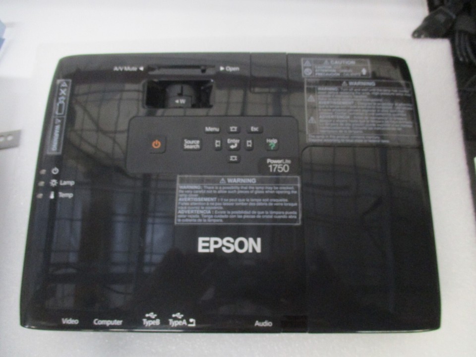 EPSON POWERLITE 1750 H372A XGA 2600 LUMENS MULTIMEDIA PROJECTOR 6126590