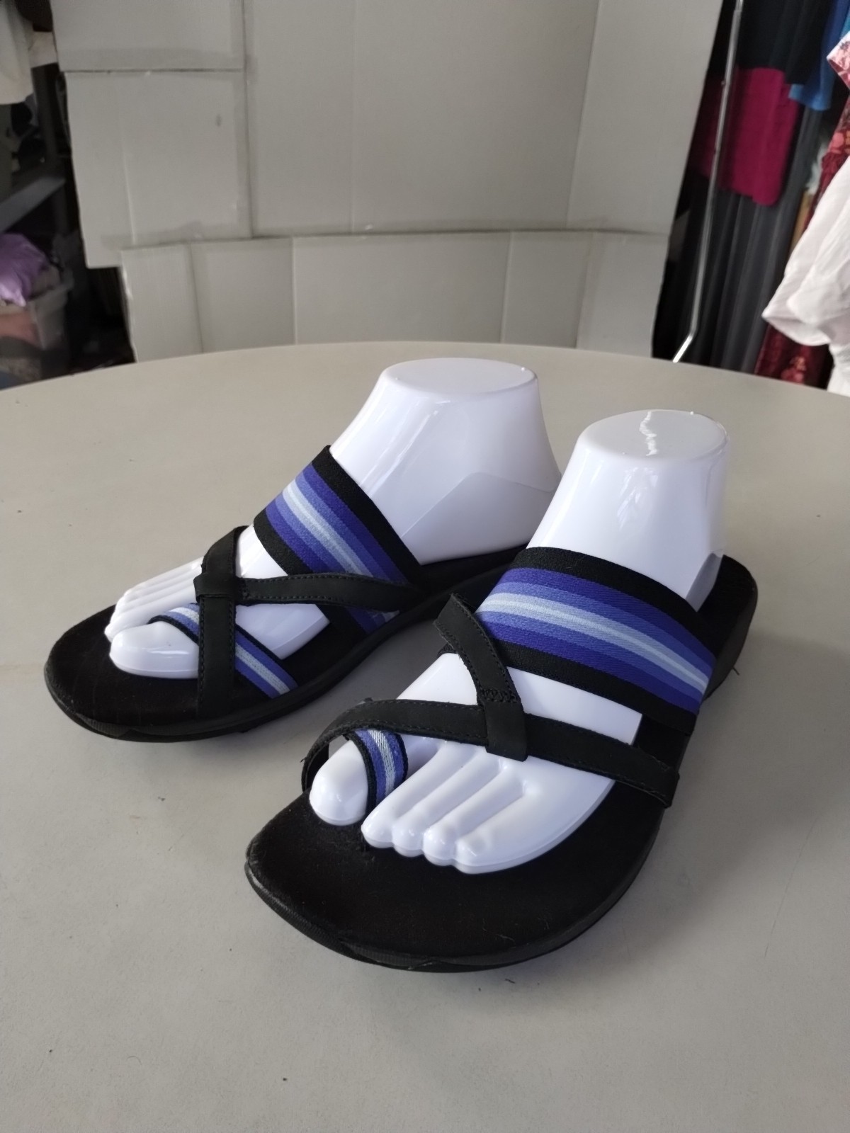 Sandali donna Merrell Zinnia blu nero elasticizzati cinturino punta passante TG 9 comodi