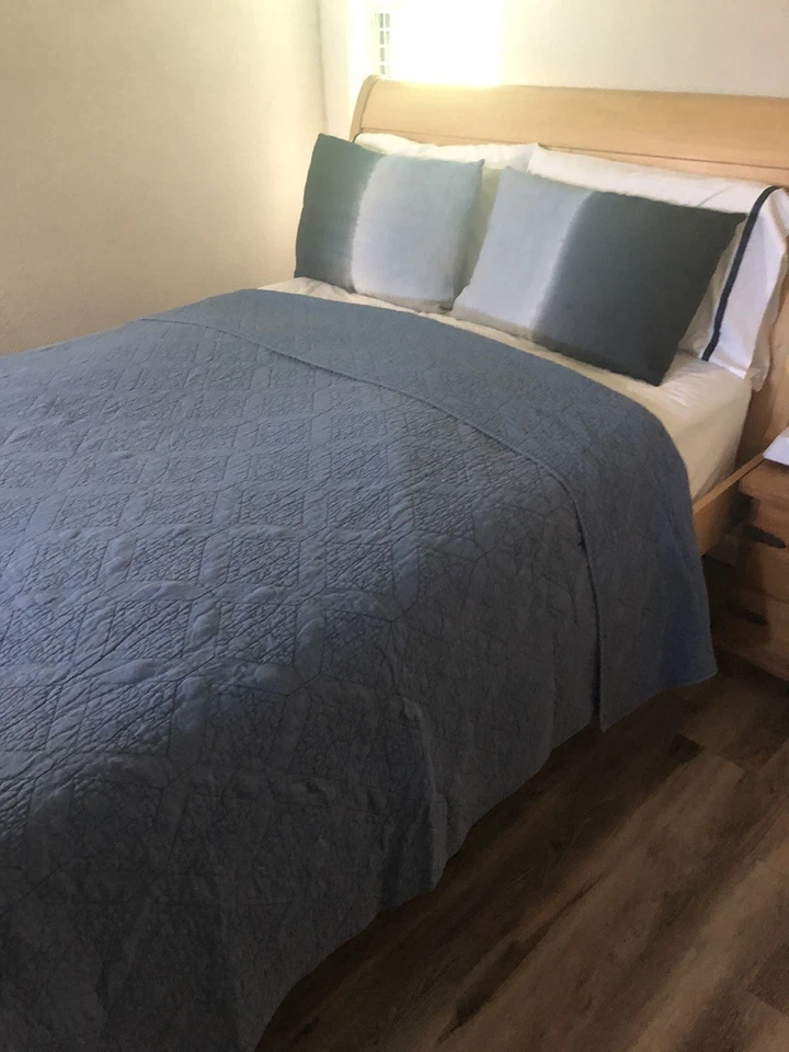 Threshold Quilt Coverlet Q/King Blue Matelasse 100x92” NWOT - Image 4 of 4