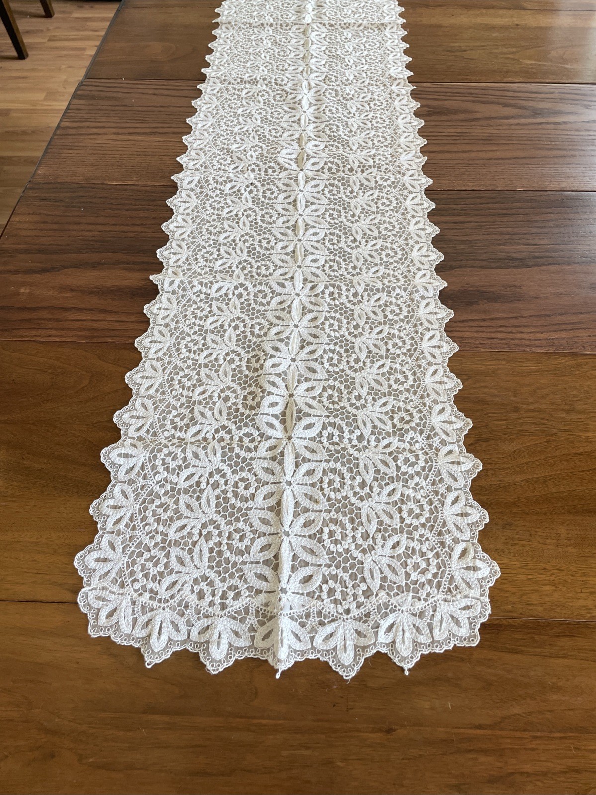 Vintage Table Runner, Buffet or Dresser Scarf Embroidered Lace 49”x14” Gorgeous