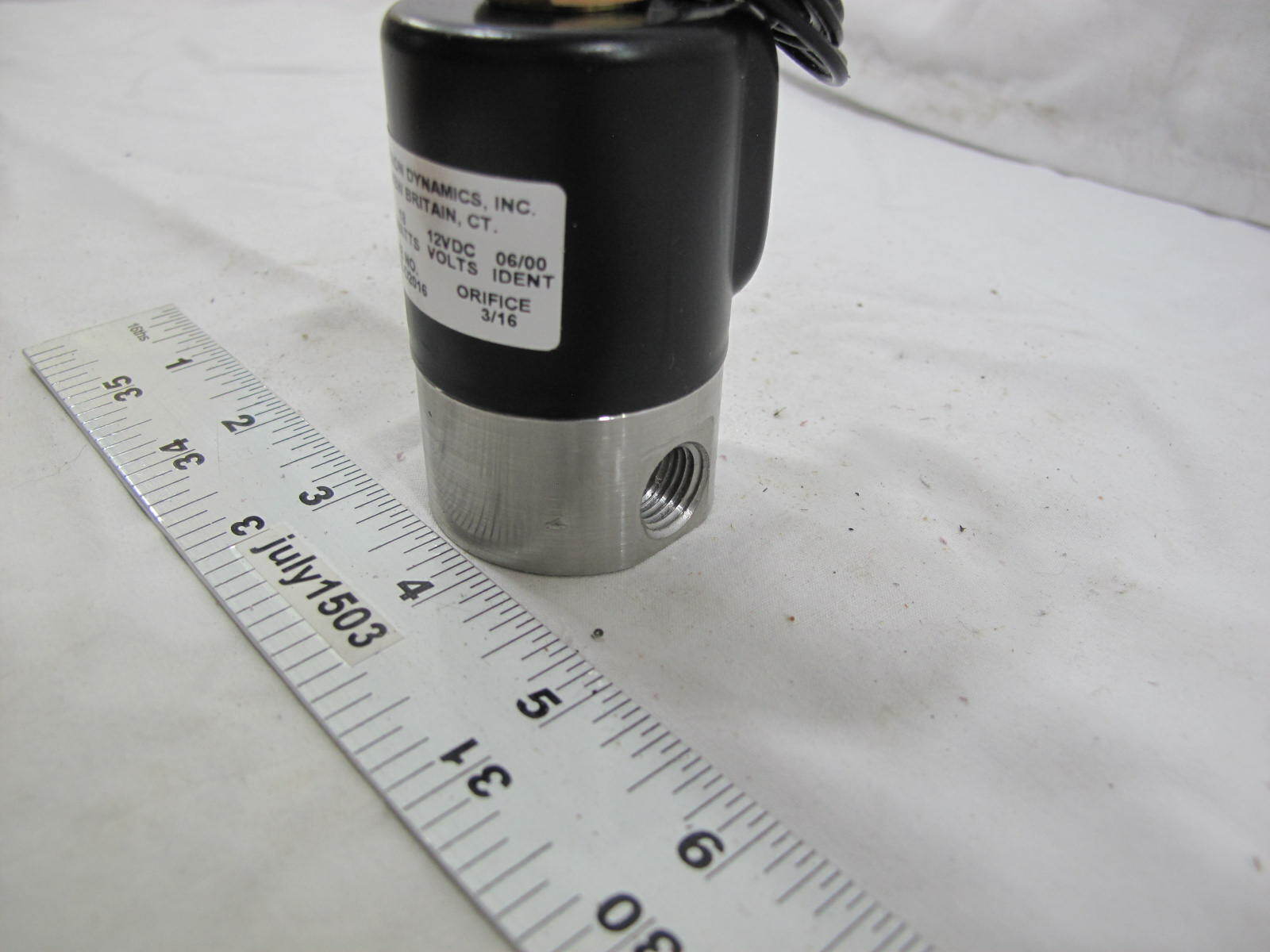 (1) NEW Precision Dynamics 2-way Valve SAM337-D2016 12VDC 3/16