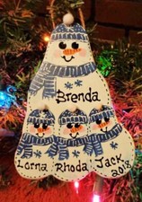 Personalize ORNAMENT Family of 4 Snowman U CHOOSE NAME  YEAR Christmas Snowmen