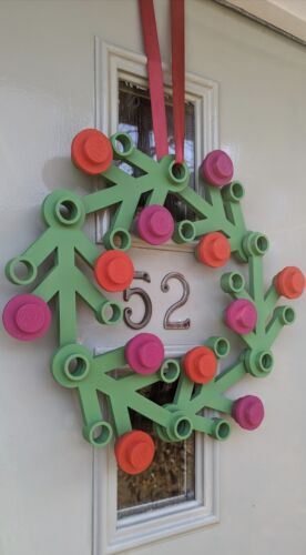 Świąteczny wieniec na drzwi inspirowany LEGO z nadrukiem 3D - wersja zielona Lego - Zdjęcie 1 z 7