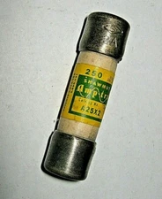 Shawmut Amp-Trap Fuse, A25X2, Used