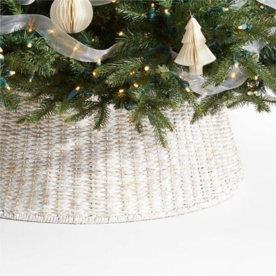 Crate & Barrel Whitewash Woven Christmas Tree Collar 27