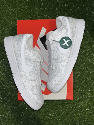 Nike Dunk Low Paisley White Grey DJ9955-100 Women's Size 11W/9.5 Mens