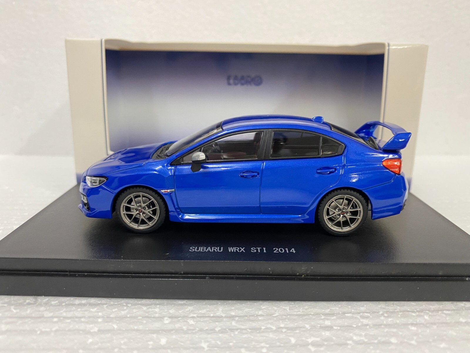 エブロ 1/43 スバル WRX STI 2014 レッド 完成品 WRXミニカー エブロ1⁄43