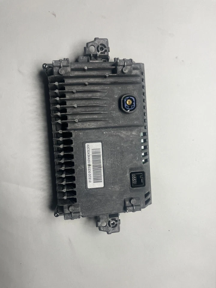 Mercedes Navigation A2C32436400 für W212 BJ2014 Display - Bild 2 von 4