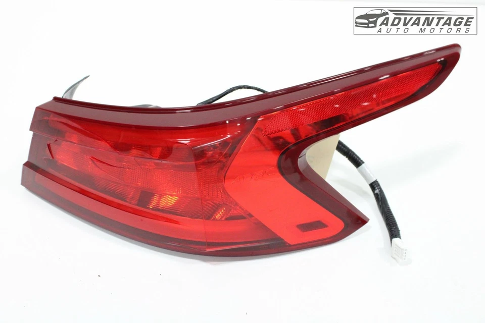 2016-2018 NISSAN MAXIMA ЗАДНИЙ ПРАВАЯ СТОРОНА ВНЕШНИЙ ЧЕТВЕРТЬ ЗАДНЕГО ФОНАРЯ OEM - Изображение 4 из 4